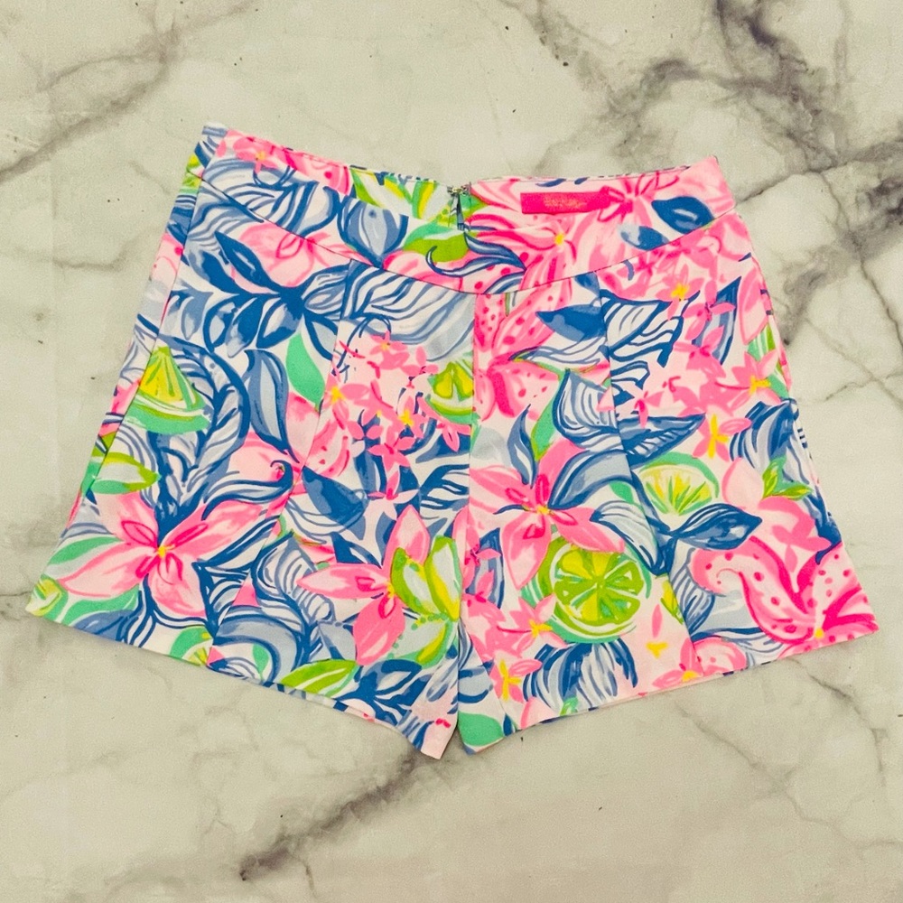 Lilly Pulitzer Back Zipper Shorts